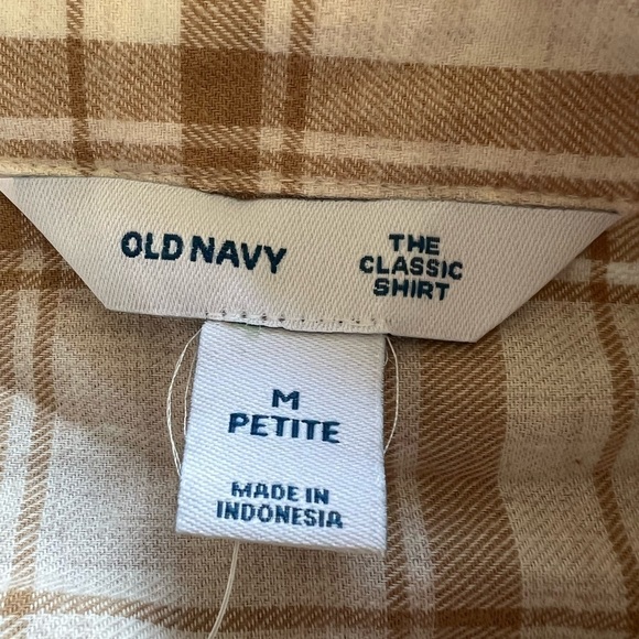 OLD NAVY top button front cream white medium petite new nwt casual - Picture 8 of 8